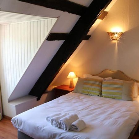 Le Poisson Ivre Bed & Breakfast Dinan Luaran gambar